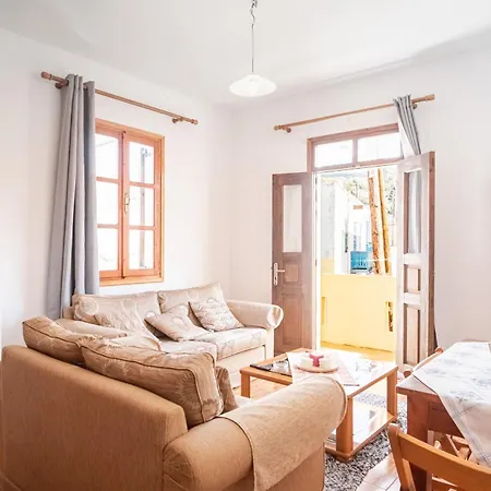 Elithas & Budget Apartman